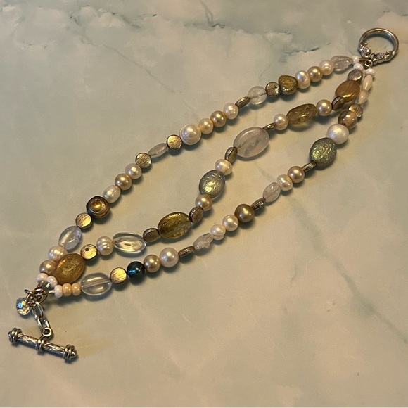 Three Strand Pearl and Bead Bracelet - Picture 4 of 4